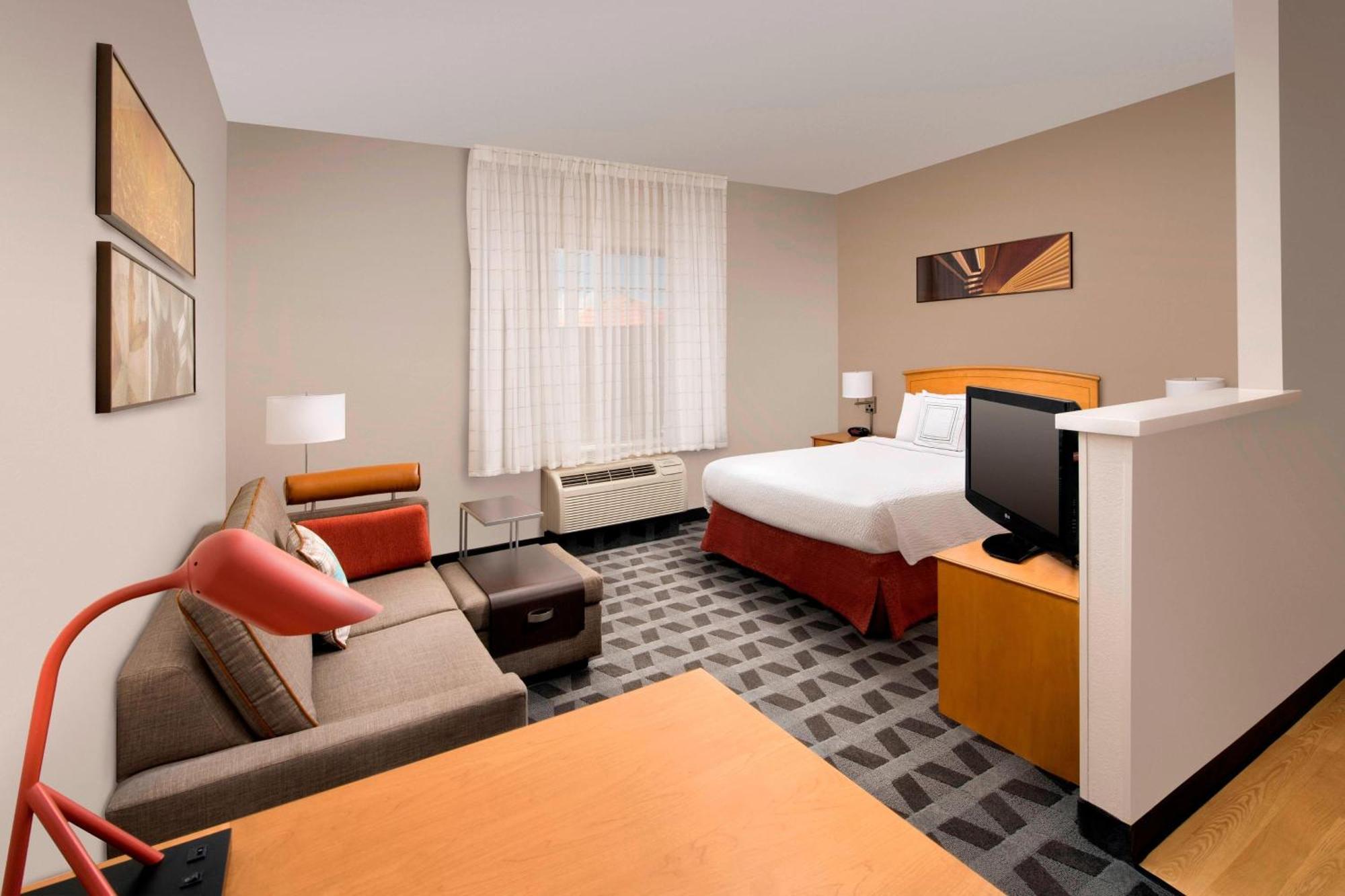 Towneplace Suites By Marriott Albuquerque Airport Exterior foto